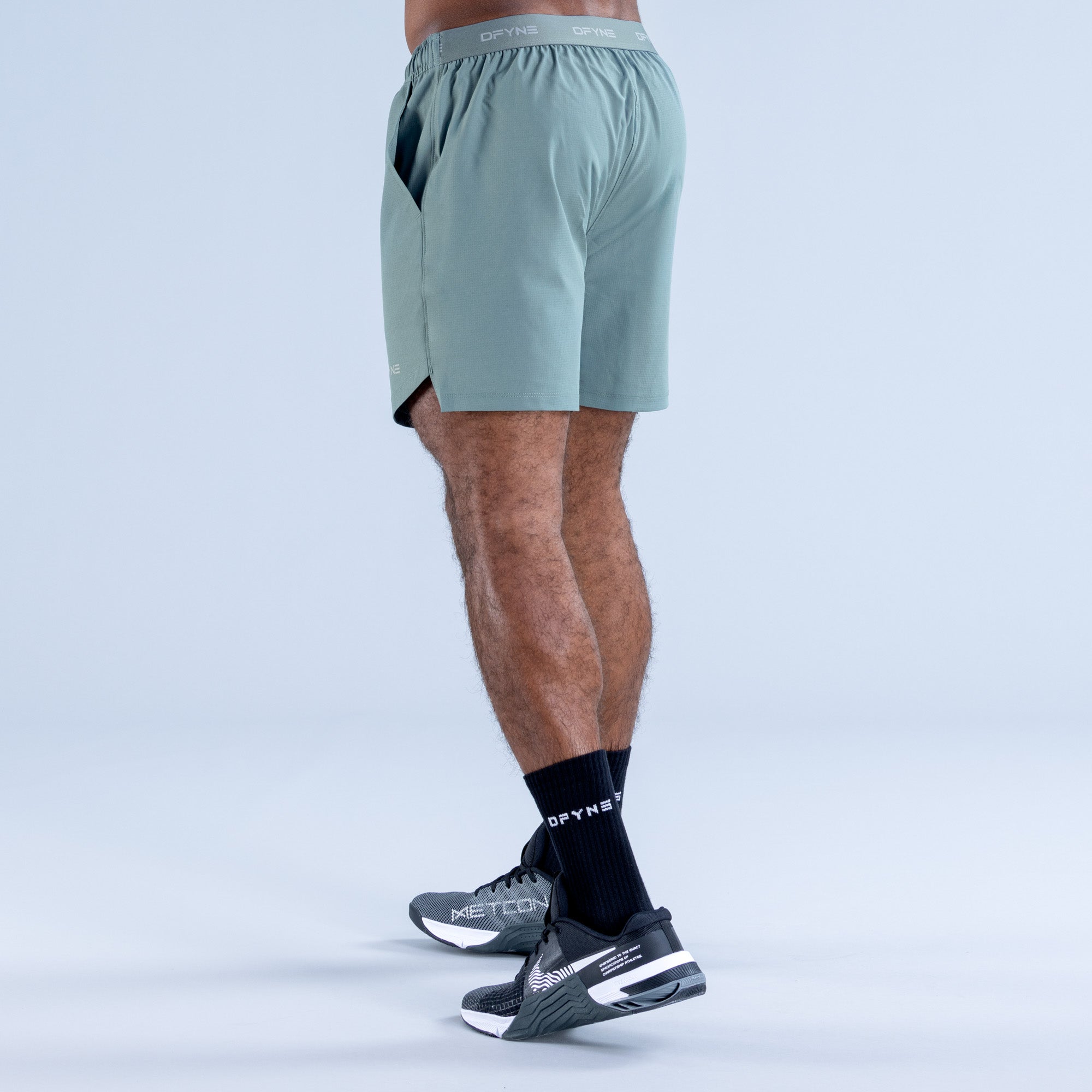 Shorts DFYNE Stealth Training Męskie Oliwkowe | 8135-XDLCK